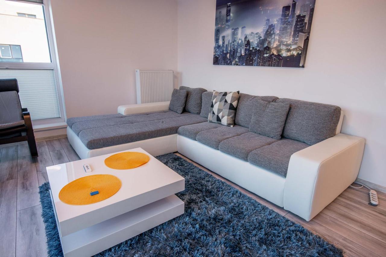 Luxury Westpark 2 Presidentialsuite With Lake View W4 부쿠레슈티 외부 사진