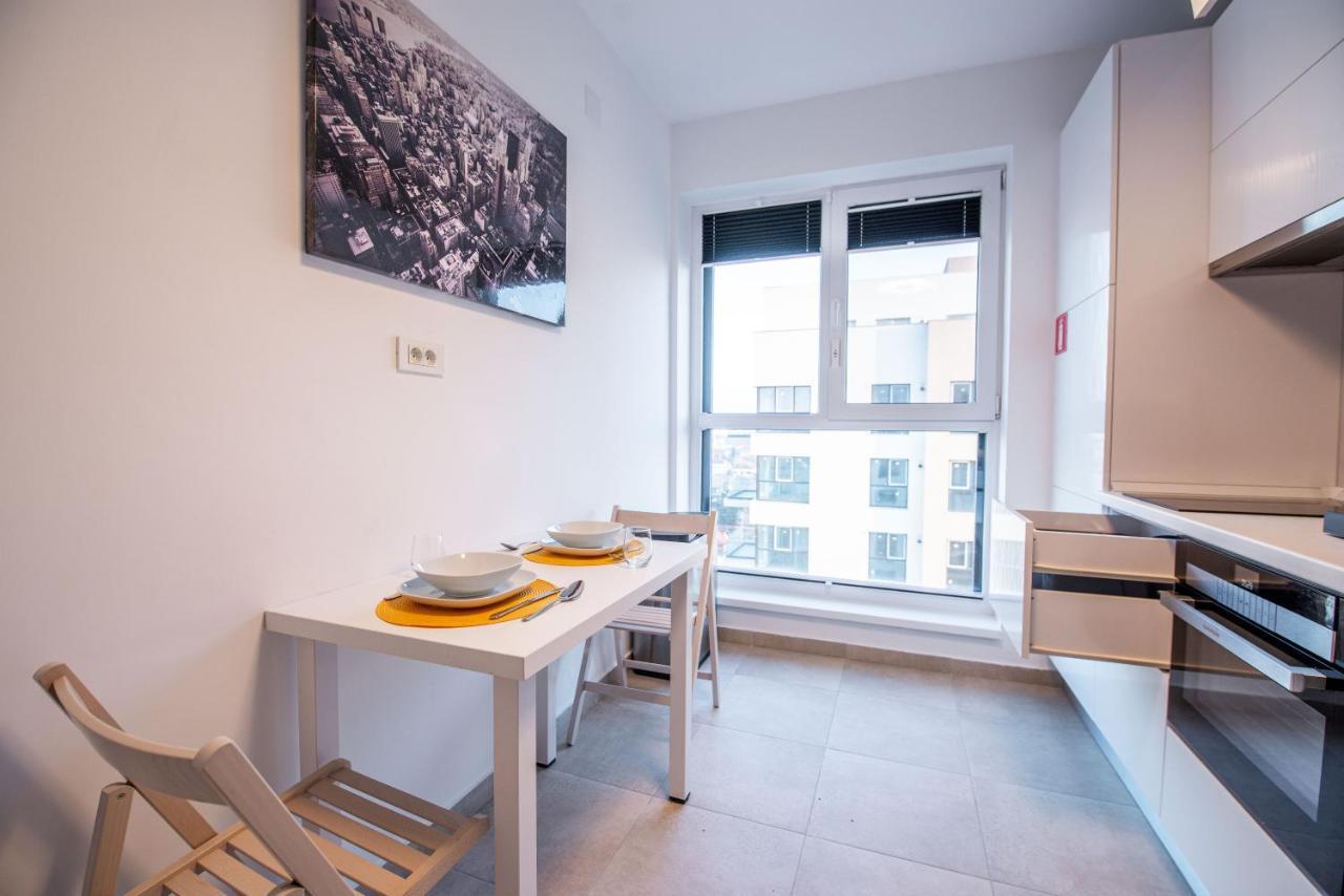 Luxury Westpark 2 Presidentialsuite With Lake View W4 부쿠레슈티 외부 사진